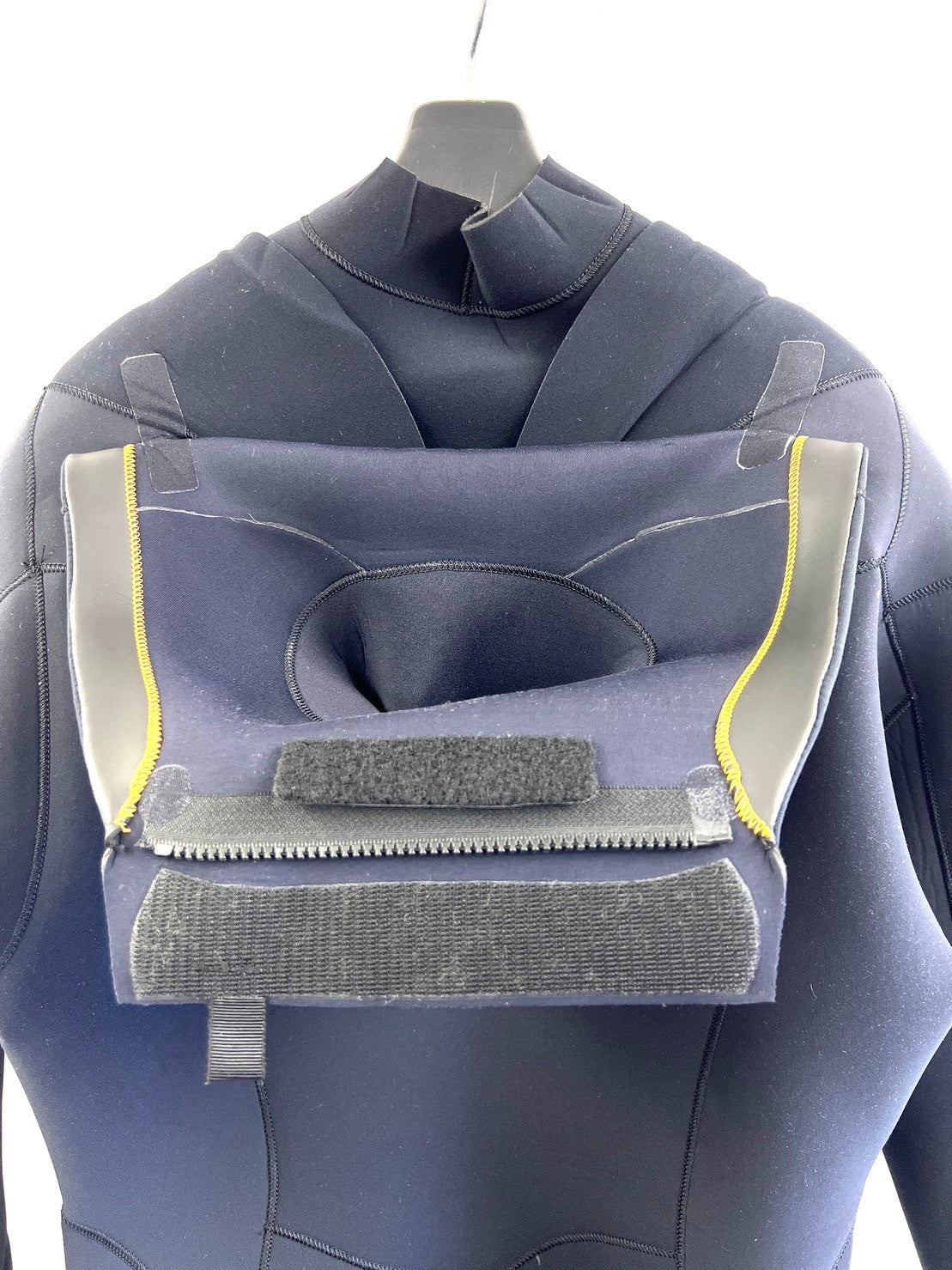 中古ウェットスーツ /3mmflapzipセミドライ/サイズ《メンズMLS