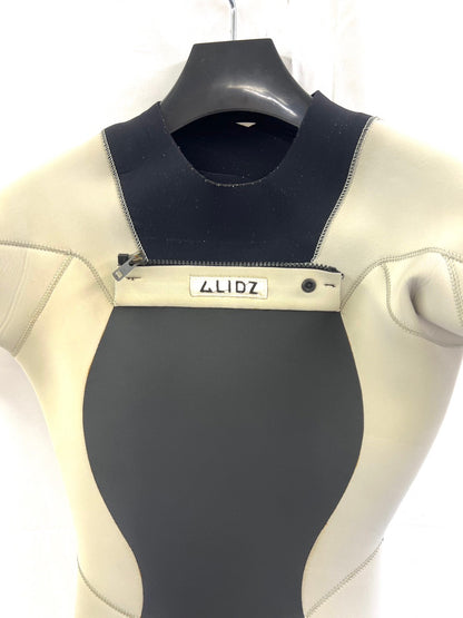 中古ウェットスーツ /2mmflapzip/半袖spring/サイズ《メンズSnoah》サーフィン専用/グライズ/シルバー/secondnopp157