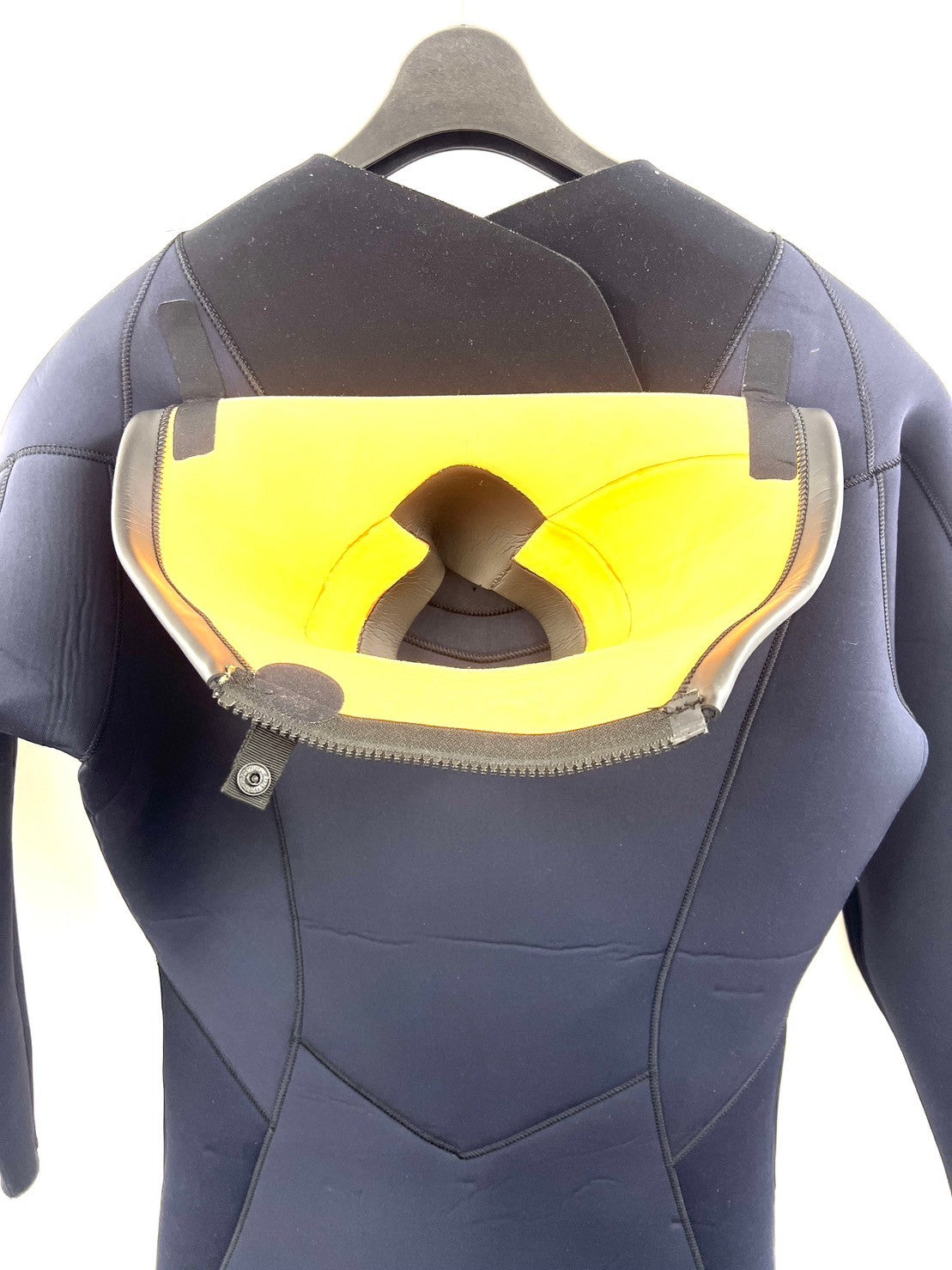 中古ウェットスーツ /3mmflapzipセミドライ/サイズ《メンズMLS