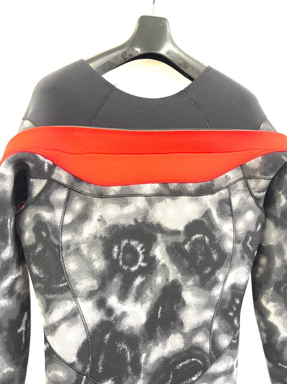 定価￥98,000→￥30,000中古ウェットスーツ /    3mmlongchestzipfullsuits/サイズ《Lspecial》サーフィン専用/グライズ/Tblackred/secondnopp173