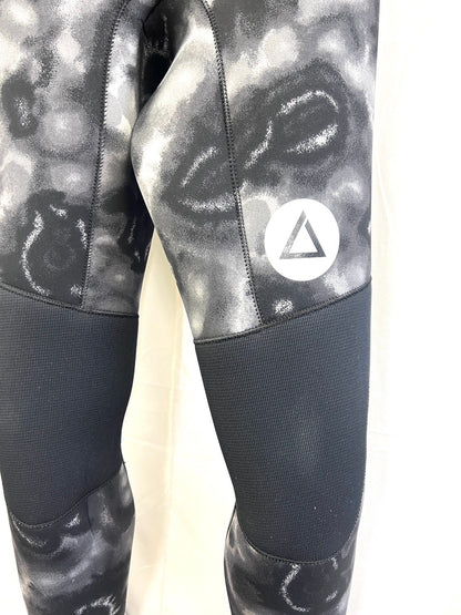 定価￥98,000→￥30,000中古ウェットスーツ /    3mmlongchestzipfullsuits/サイズ《Lspecial》サーフィン専用/グライズ/Tblackred/secondnopp173