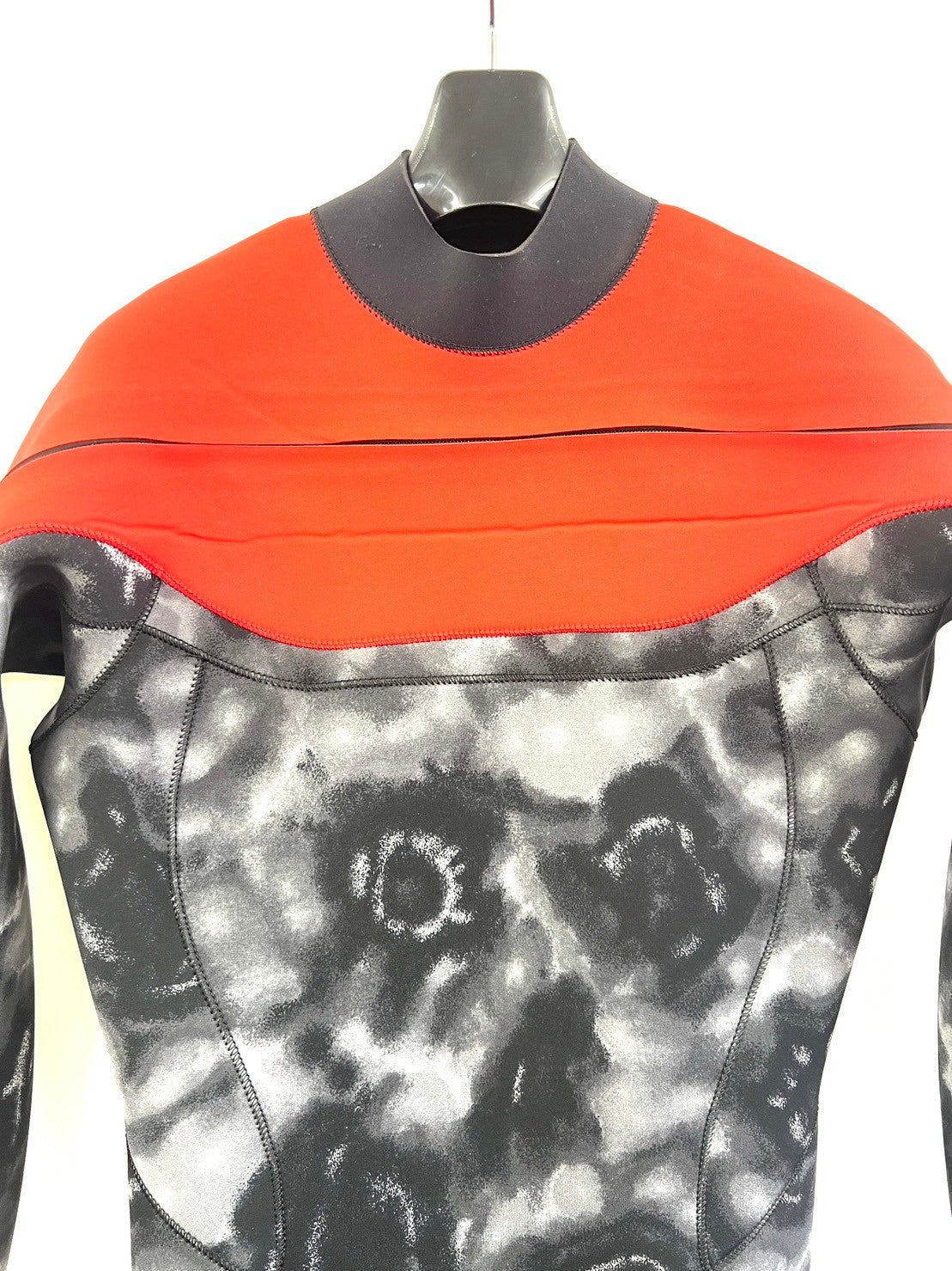 定価￥98,000→￥30,000中古ウェットスーツ /    3mmlongchestzipfullsuits/サイズ《Lspecial》サーフィン専用/グライズ/Tblackred/secondnopp173